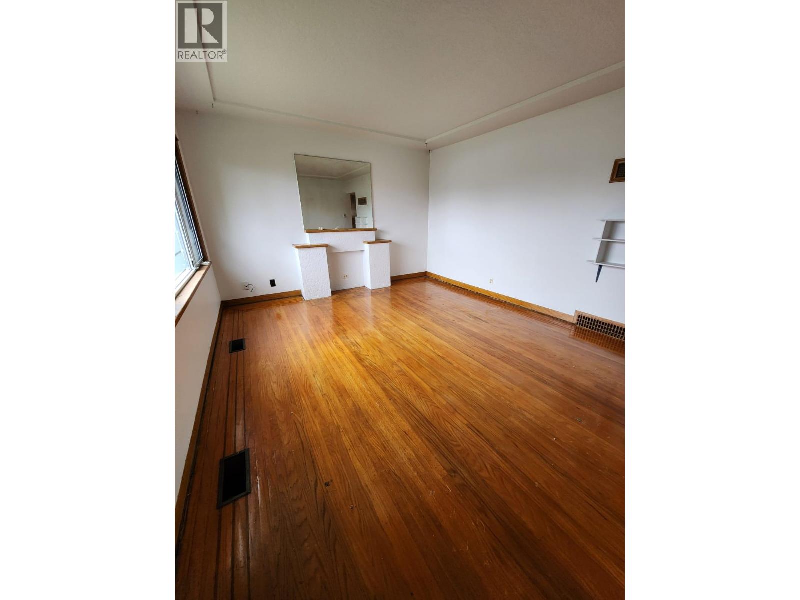 7544 Main Street, Vancouver, British Columbia  V5X 3J9 - Photo 10 - R3061947