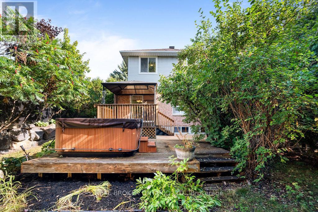 2 Sherring Crescent, Ottawa, Ontario  K2K 2T2 - Photo 30 - X12751112