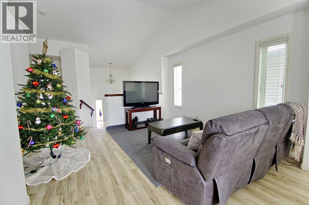 210 Keystone Lane W, Lethbridge, Alberta  T1J 2R2 - Photo 8 - A2275252