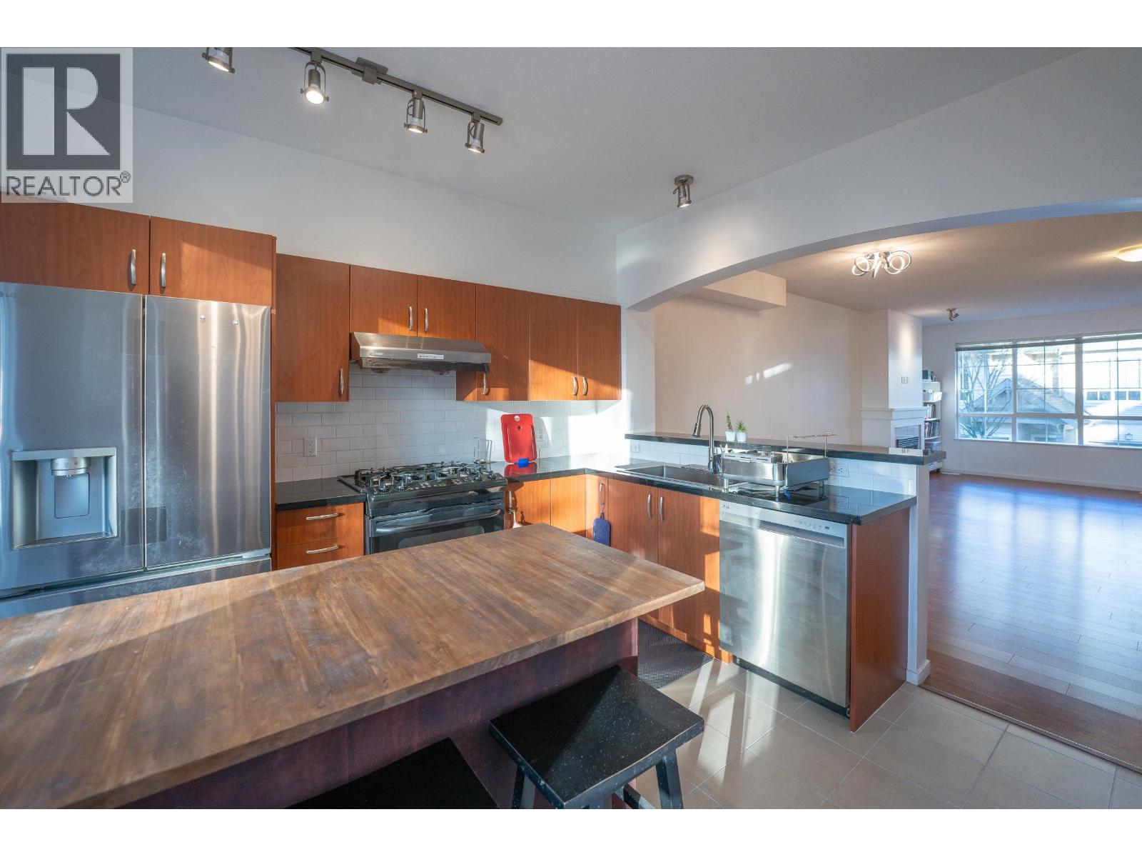 92 9088 Halston Court, Burnaby, British Columbia  V3N 0A7 - Photo 5 - R3085516