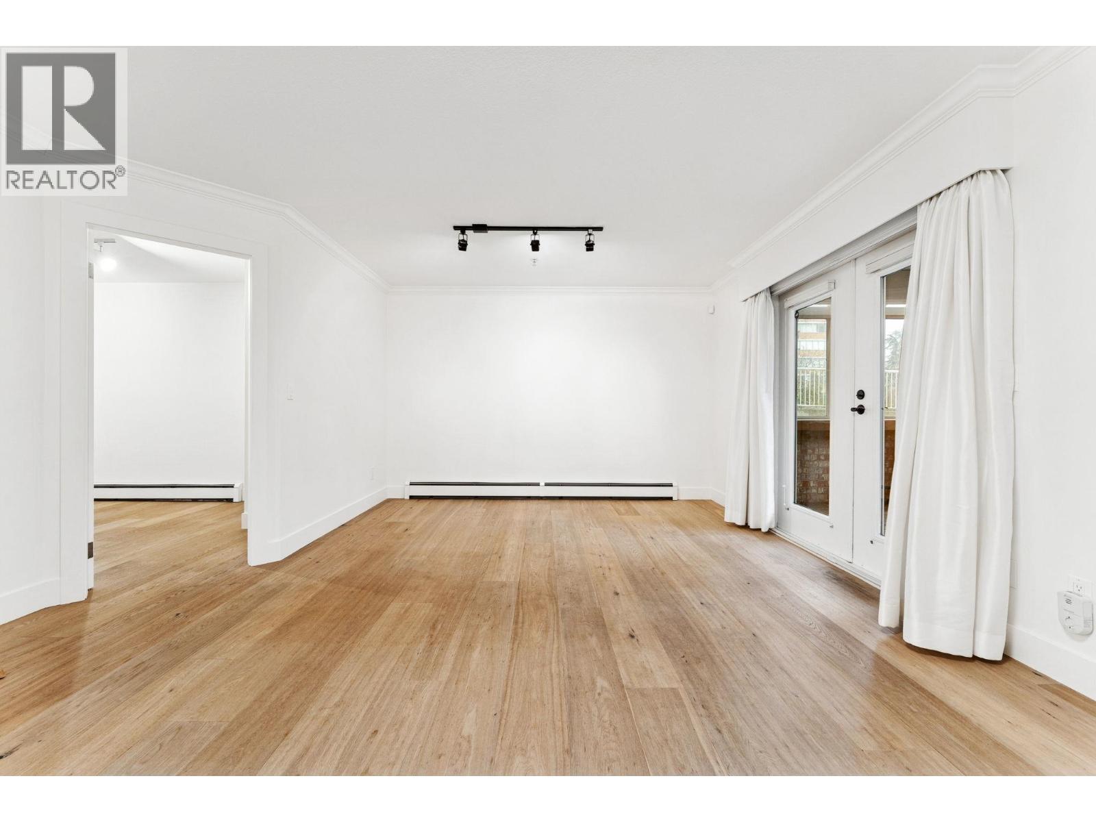 1 2110 Marine Drive, West Vancouver, British Columbia  V7V 1K3 - Photo 8 - R3085344