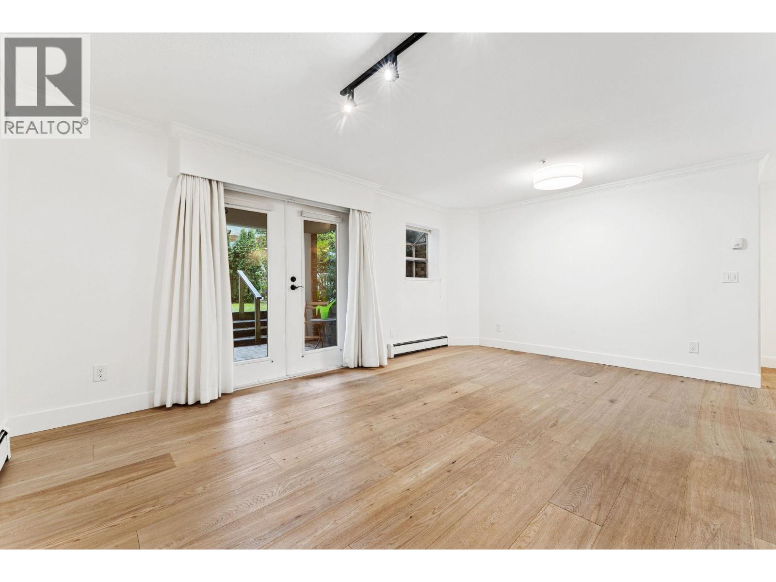 1 2110 Marine Drive, West Vancouver, British Columbia  V7V 1K3 - Photo 5 - R3085344