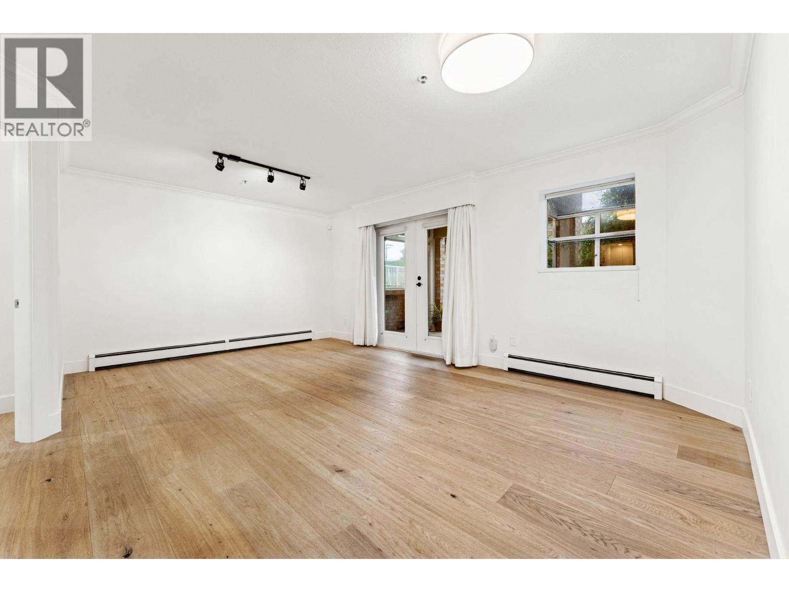 1 2110 Marine Drive, West Vancouver, British Columbia  V7V 1K3 - Photo 3 - R3085344