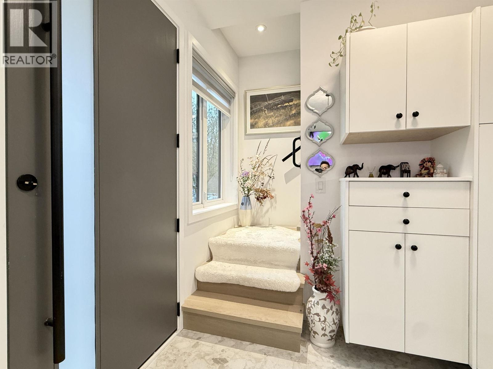 2931 E 28th Avenue, Vancouver, British Columbia  V5R 1S3 - Photo 9 - R3085473