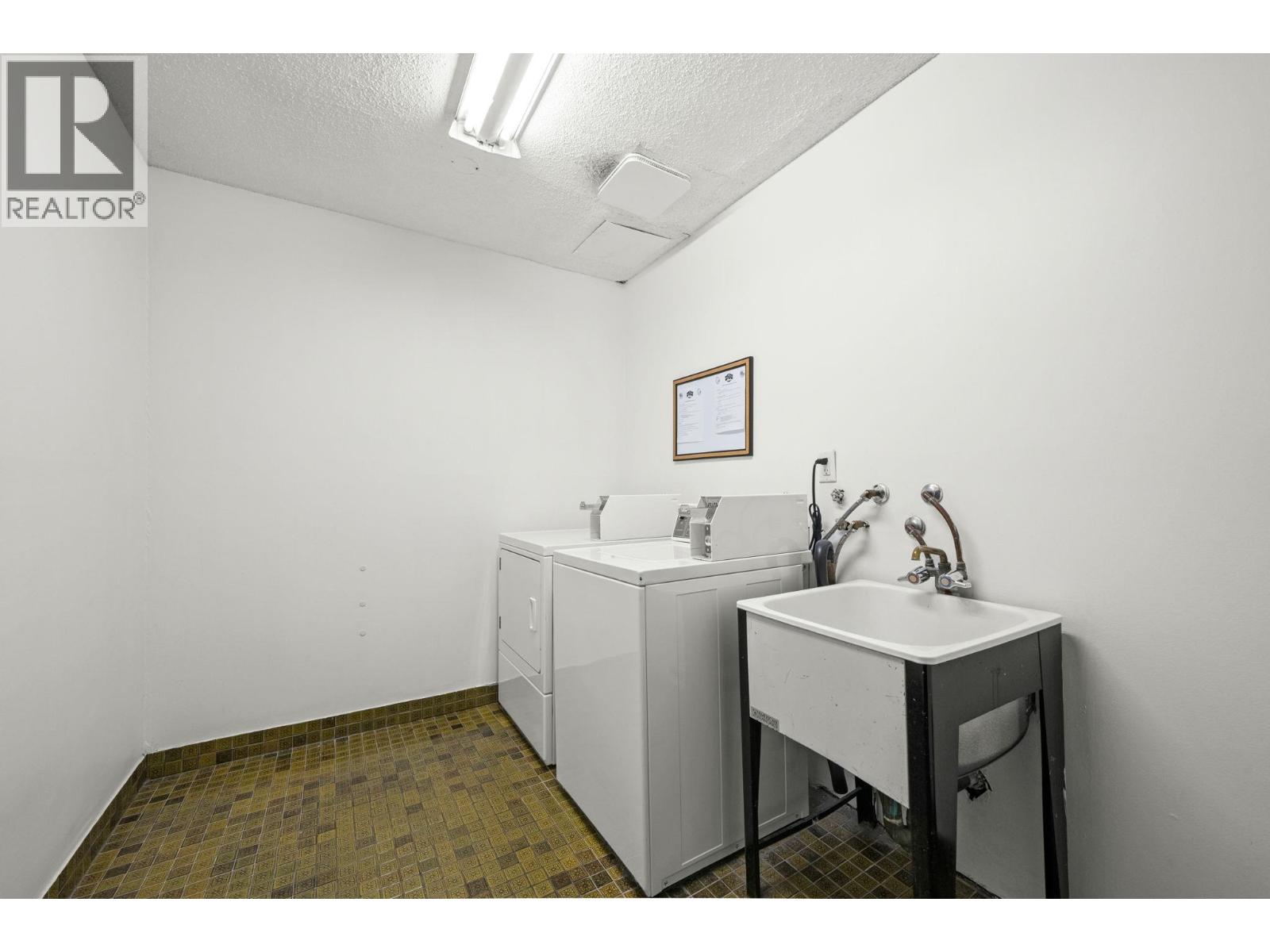 304 319 E 7th Avenue, Vancouver, British Columbia  V5T 1M9 - Photo 24 - R3085590