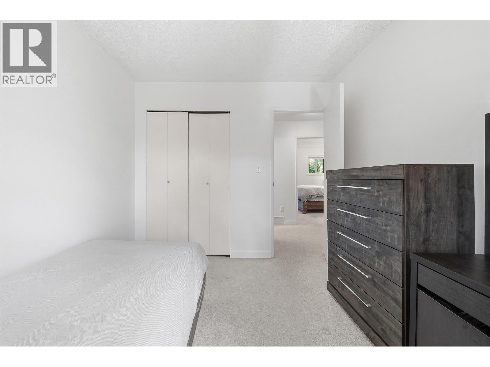 4742 Laurelwood Place, Burnaby, British Columbia  V5G 4B2 - Photo 19 - R3085612