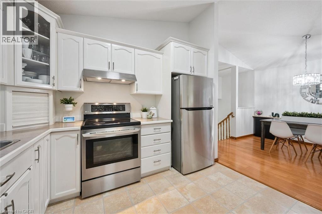 267 Grey Fox Drive, Kitchener, Ontario  N2E 3N8 - Photo 11 - 40802493