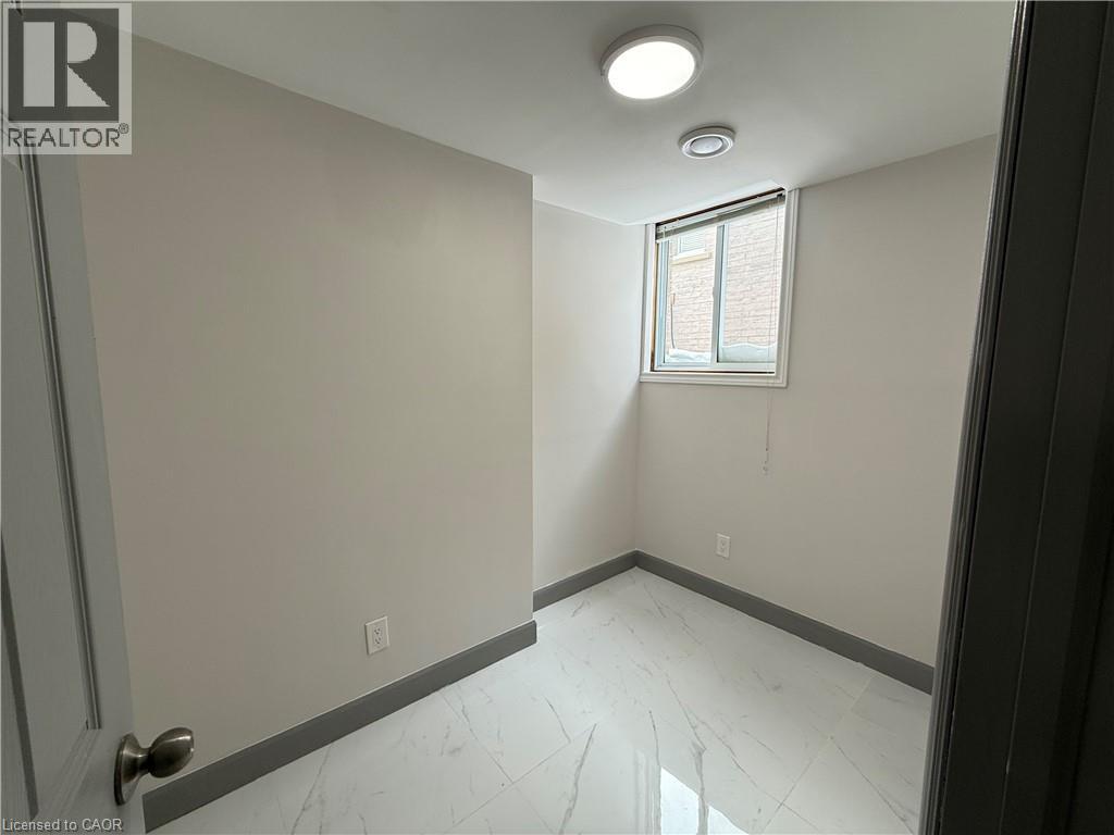 267 Grey Fox Drive, Kitchener, Ontario  N2E 3N8 - Photo 21 - 40802493