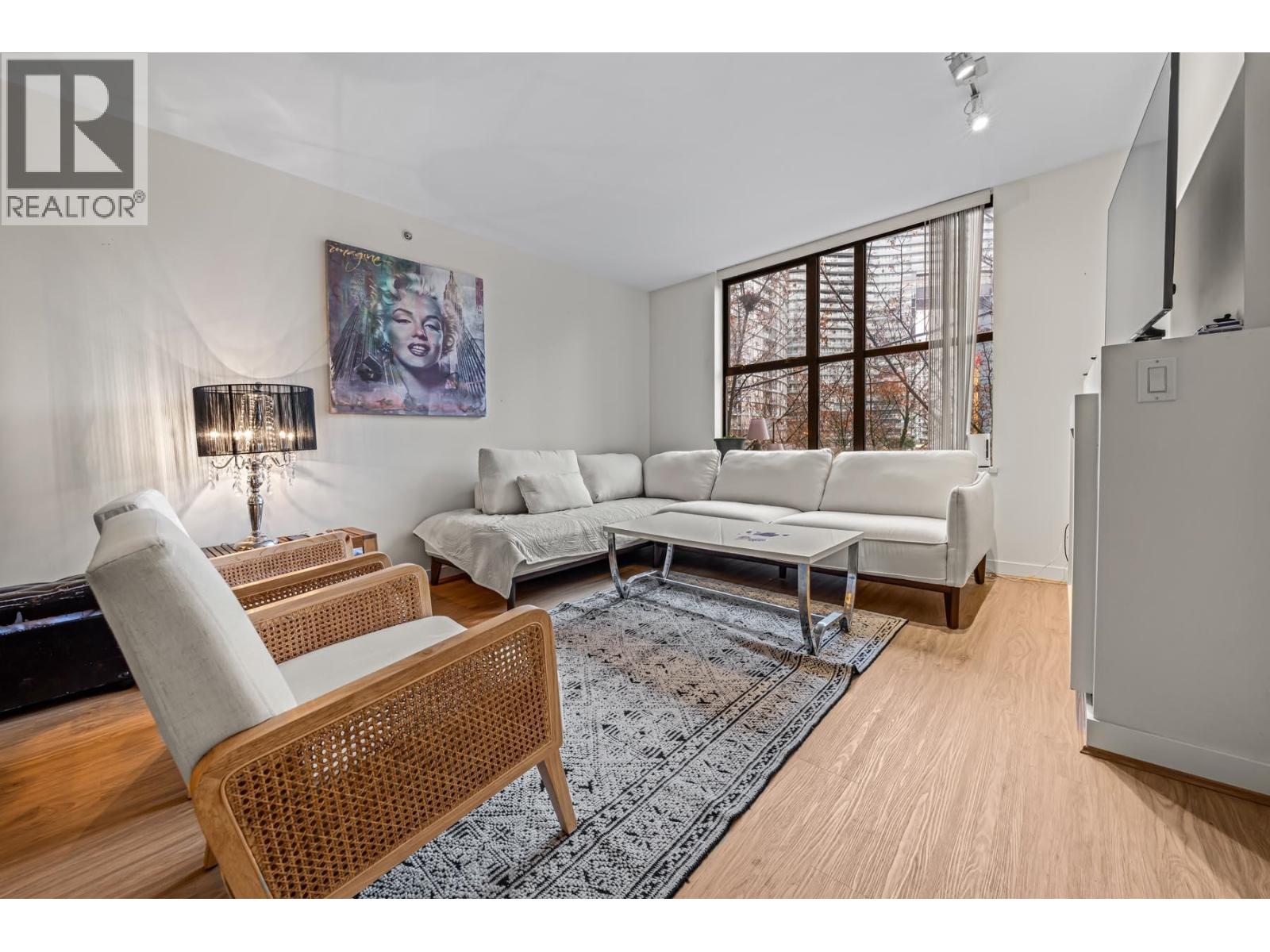 305 989 Beatty Street, Vancouver, British Columbia  V6Z 3C2 - Photo 7 - R3085357