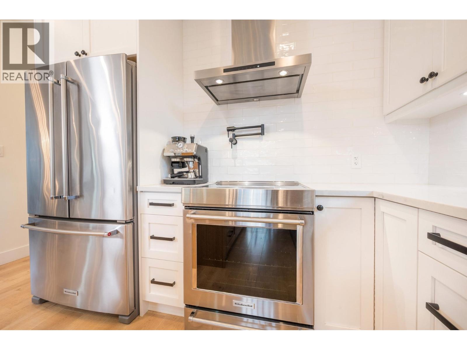 2026 Tiyata Boulevard, Pemberton, British Columbia  V0N 0A7 - Photo 12 - R3085620