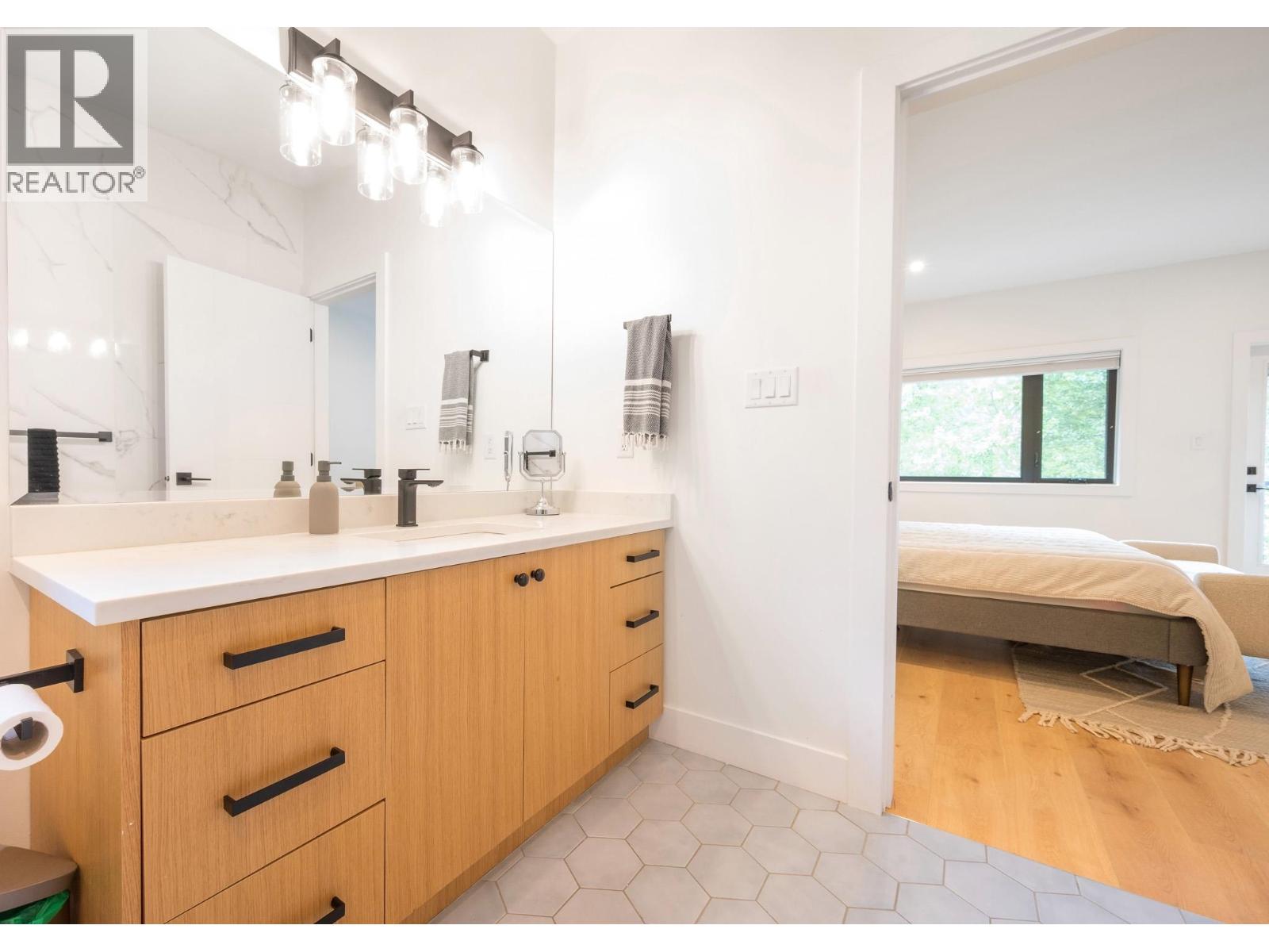 2026 Tiyata Boulevard, Pemberton, British Columbia  V0N 0A7 - Photo 25 - R3085620