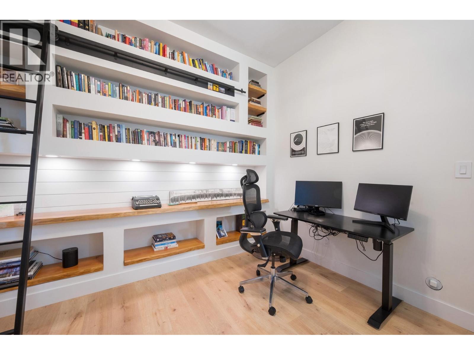 2026 Tiyata Boulevard, Pemberton, British Columbia  V0N 0A7 - Photo 26 - R3085620