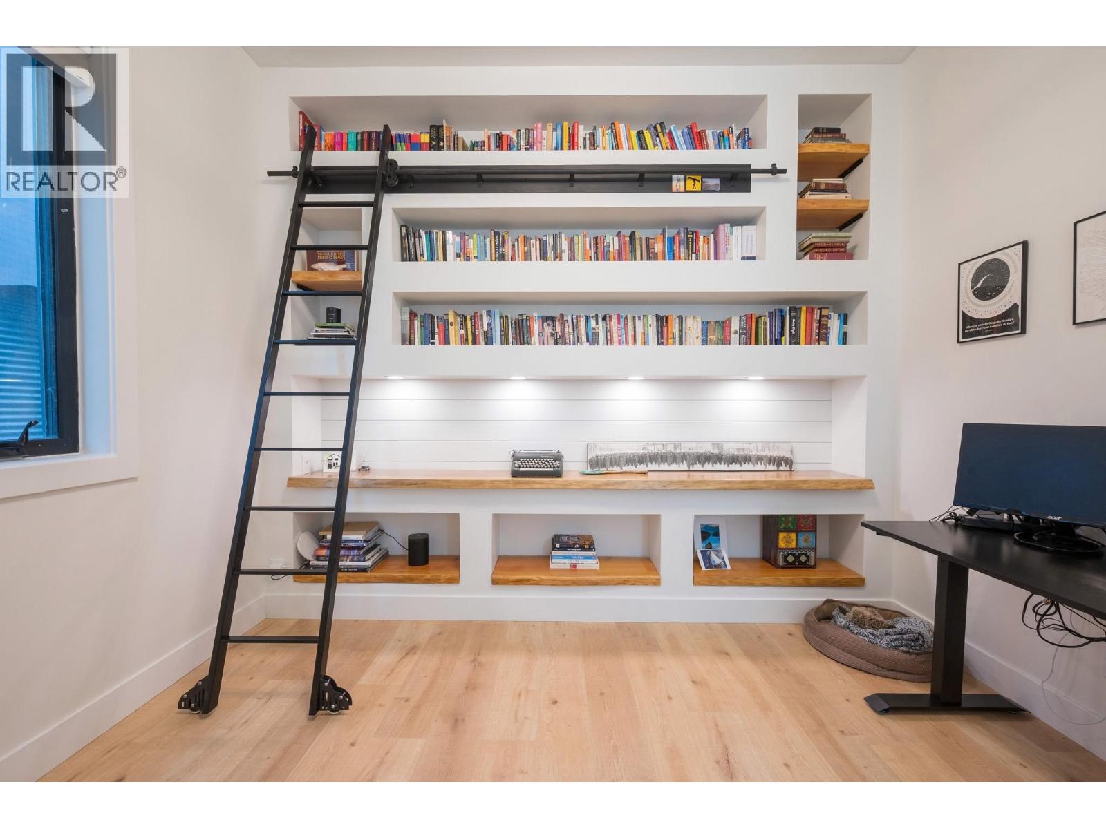 2026 Tiyata Boulevard, Pemberton, British Columbia  V0N 0A7 - Photo 27 - R3085620