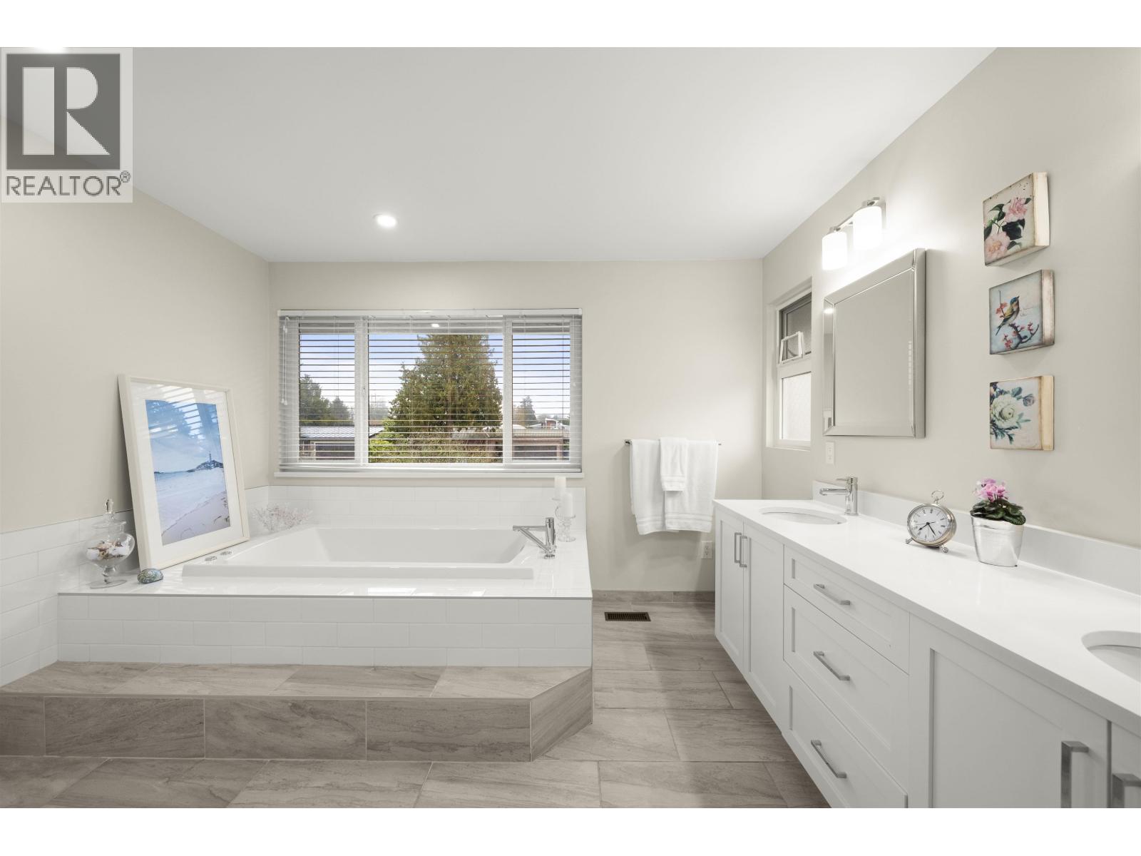 515 Erin Place, Delta, British Columbia  V4M 2V7 - Photo 16 - R3085639