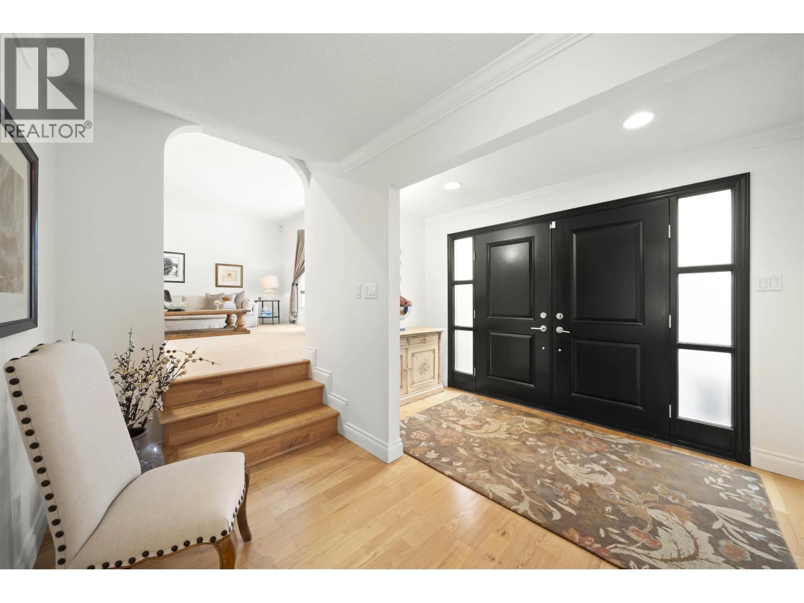 515 Erin Place, Delta, British Columbia  V4M 2V7 - Photo 3 - R3085639