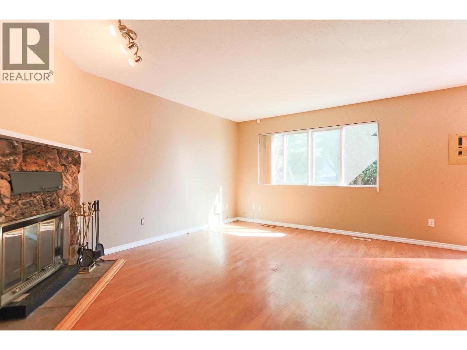 1951 Coquitlam Avenue, Port Coquitlam, British Columbia  V3B 1J2 - Photo 11 - R3085637