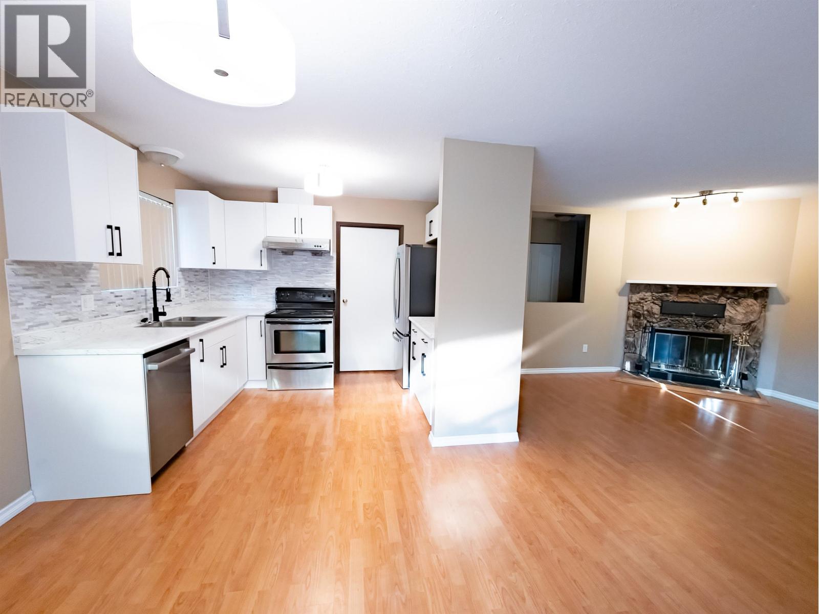 1951 Coquitlam Avenue, Port Coquitlam, British Columbia  V3B 1J2 - Photo 15 - R3085637