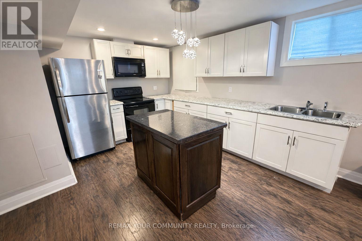 Bsmt - 80 Savage Road, Newmarket, Ontario  L3X 1R1 - Photo 2 - N12750838