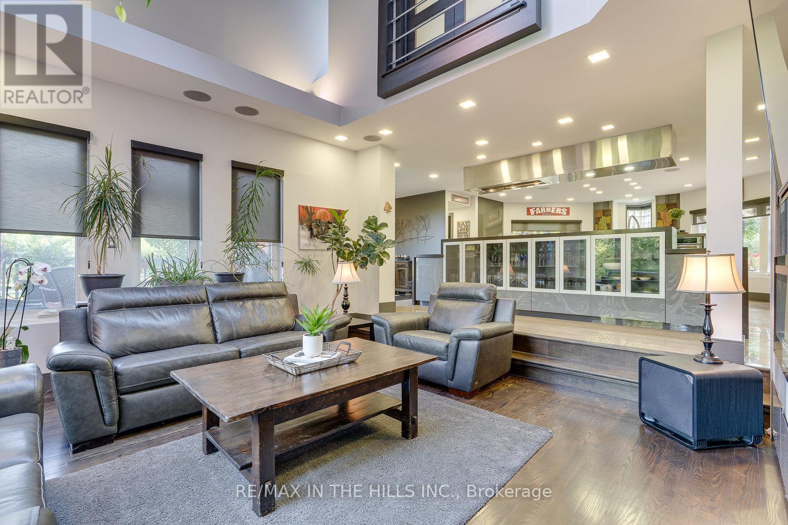 21 Bartley Drive, Caledon, Ontario  L7E 0N1 - Photo 18 - W12409056