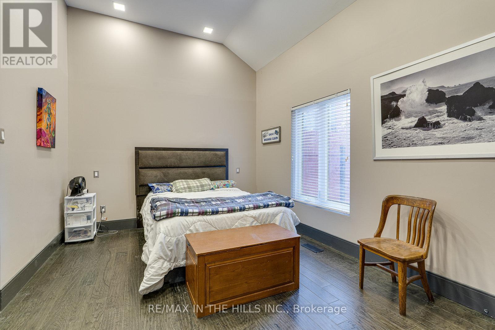 21 Bartley Drive, Caledon, Ontario  L7E 0N1 - Photo 30 - W12409056