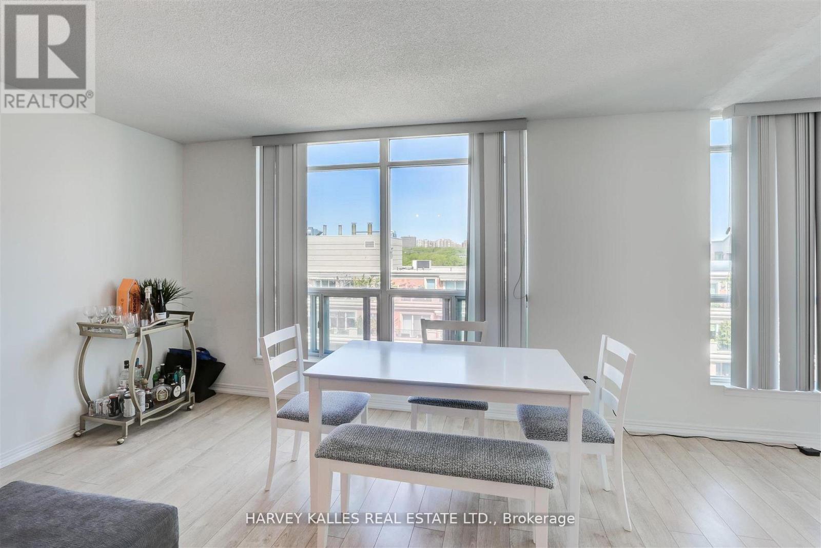 1018 - 942 Yonge Street, Toronto, Ontario  M4W 3S8 - Photo 17 - C12751068