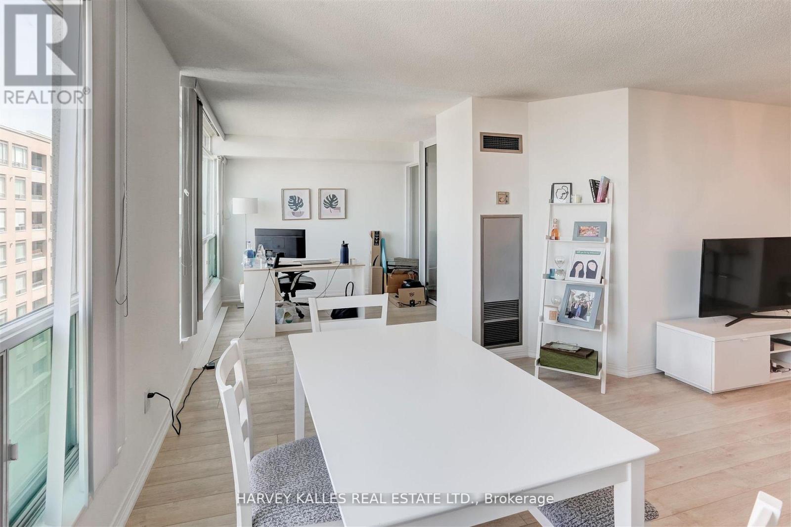 1018 - 942 Yonge Street, Toronto, Ontario  M4W 3S8 - Photo 20 - C12751068