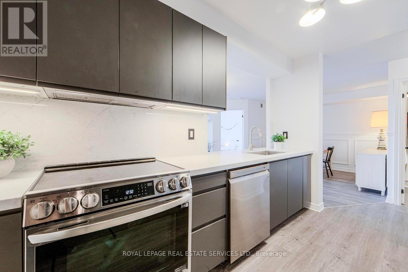 901 - 1700 Eglinton Avenue E, Toronto, Ontario  M4A 2X4 - Photo 11 - C12751070