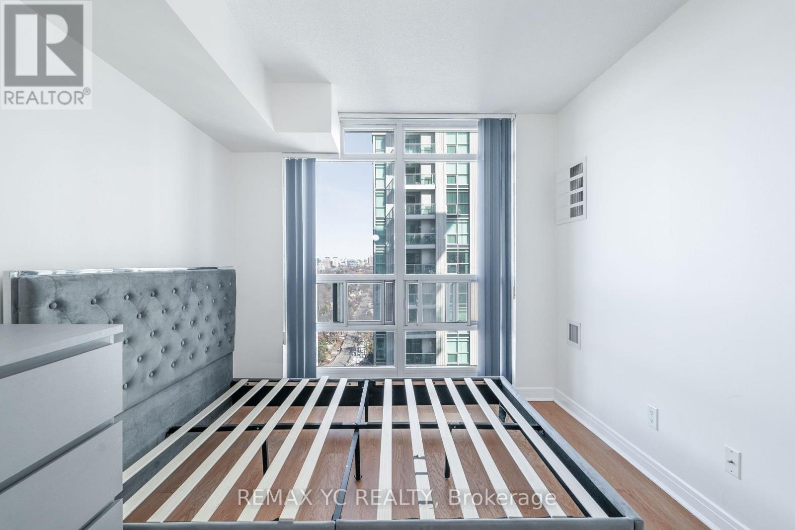 1909 - 35 Bales Avenue, Toronto, Ontario  M2N 7L7 - Photo 9 - C12751072