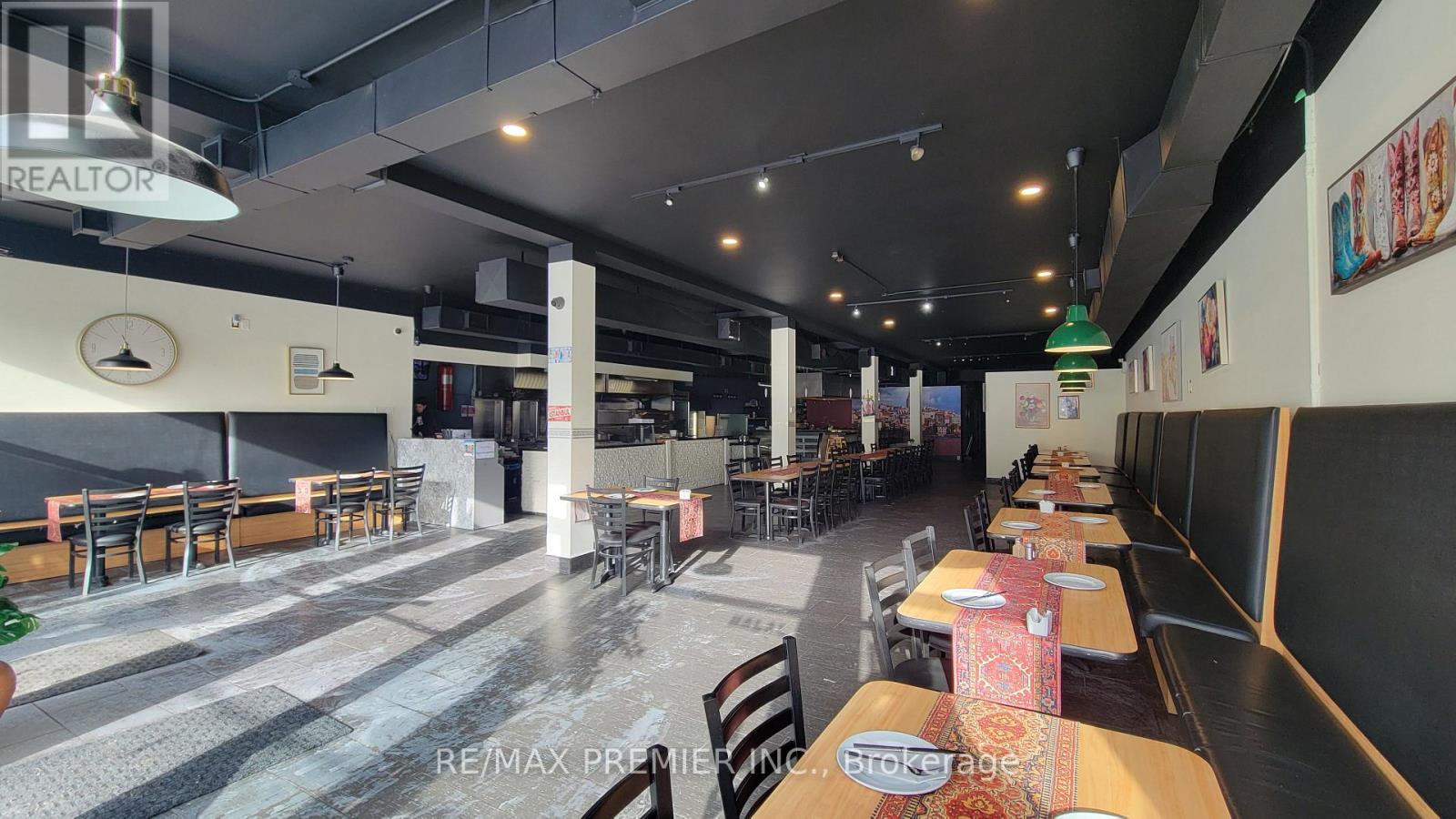 Main - 940 Danforth Avenue, Toronto, Ontario  M4J 1L9 - Photo 4 - E12751088