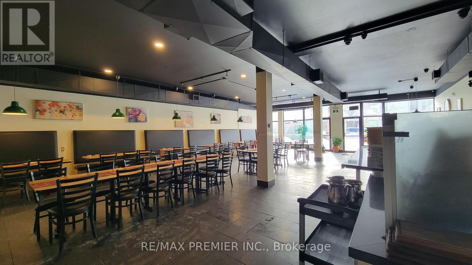 Main - 940 Danforth Avenue, Toronto, Ontario  M4J 1L9 - Photo 5 - E12751088