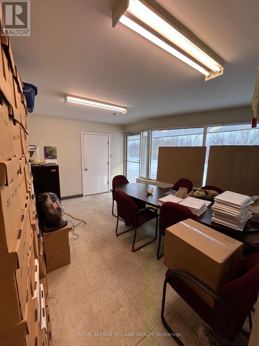 8 - 95 Bessemer Road, London South, Ontario  N6E 1P9 - Photo 8 - X12743814