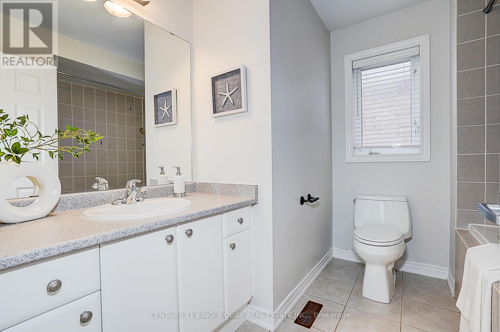 16 Pisanelli Avenue, Markham, Ontario  L6C 0H5 - Photo 41 - N12751108