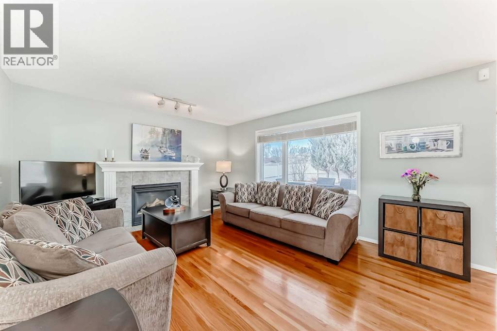 6 Mt Yamnuska Court Se, Calgary, Alberta  T2Z 2T8 - Photo 15 - A2268320