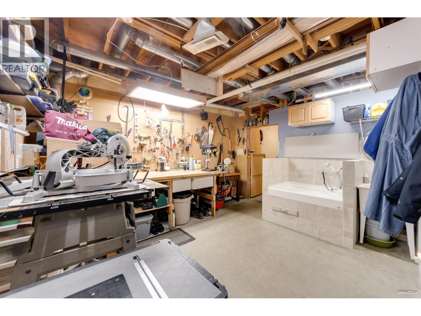 1415 Garibaldi Place, Coquitlam, British Columbia  V3E 2S6 - Photo 29 - R3085232