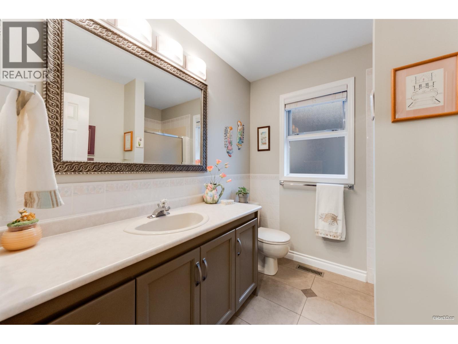 1415 Garibaldi Place, Coquitlam, British Columbia  V3E 2S6 - Photo 14 - R3085232