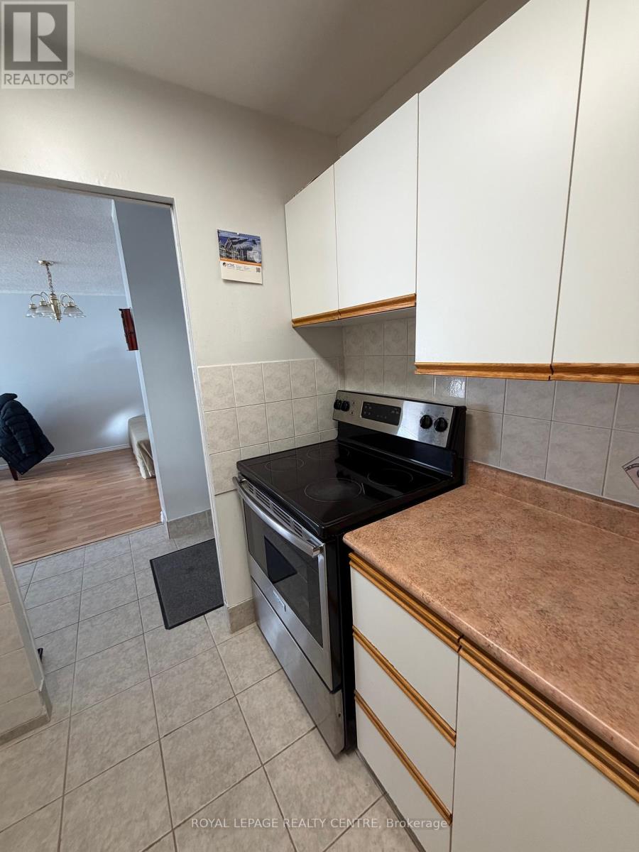 209 - 340 Dixon Road, Toronto, Ontario  M9R 1T1 - Photo 10 - W12751064