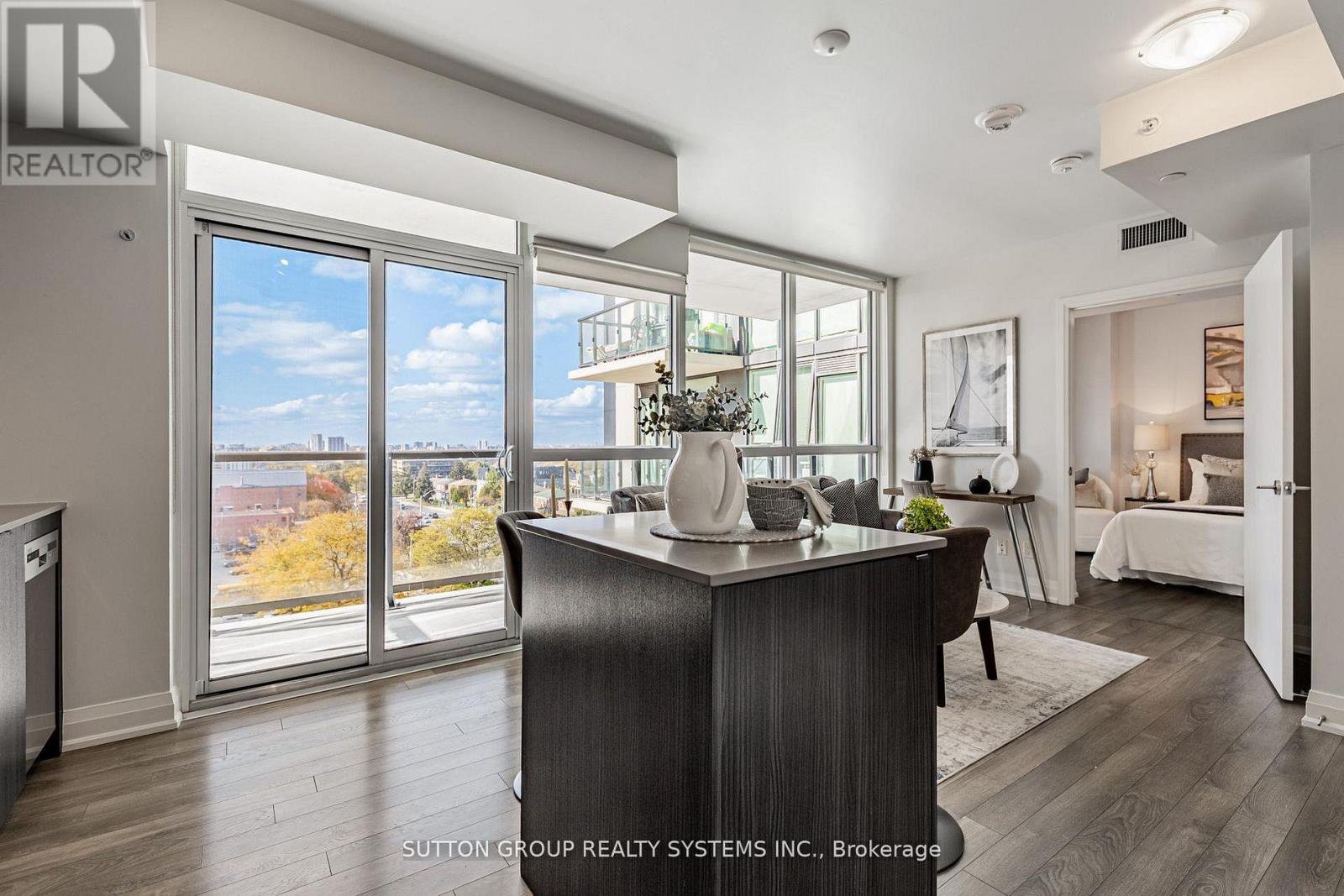 611 - 1461 Lawrence Avenue W, Toronto, Ontario M6L 0A6 - Photo 17 - W12751066