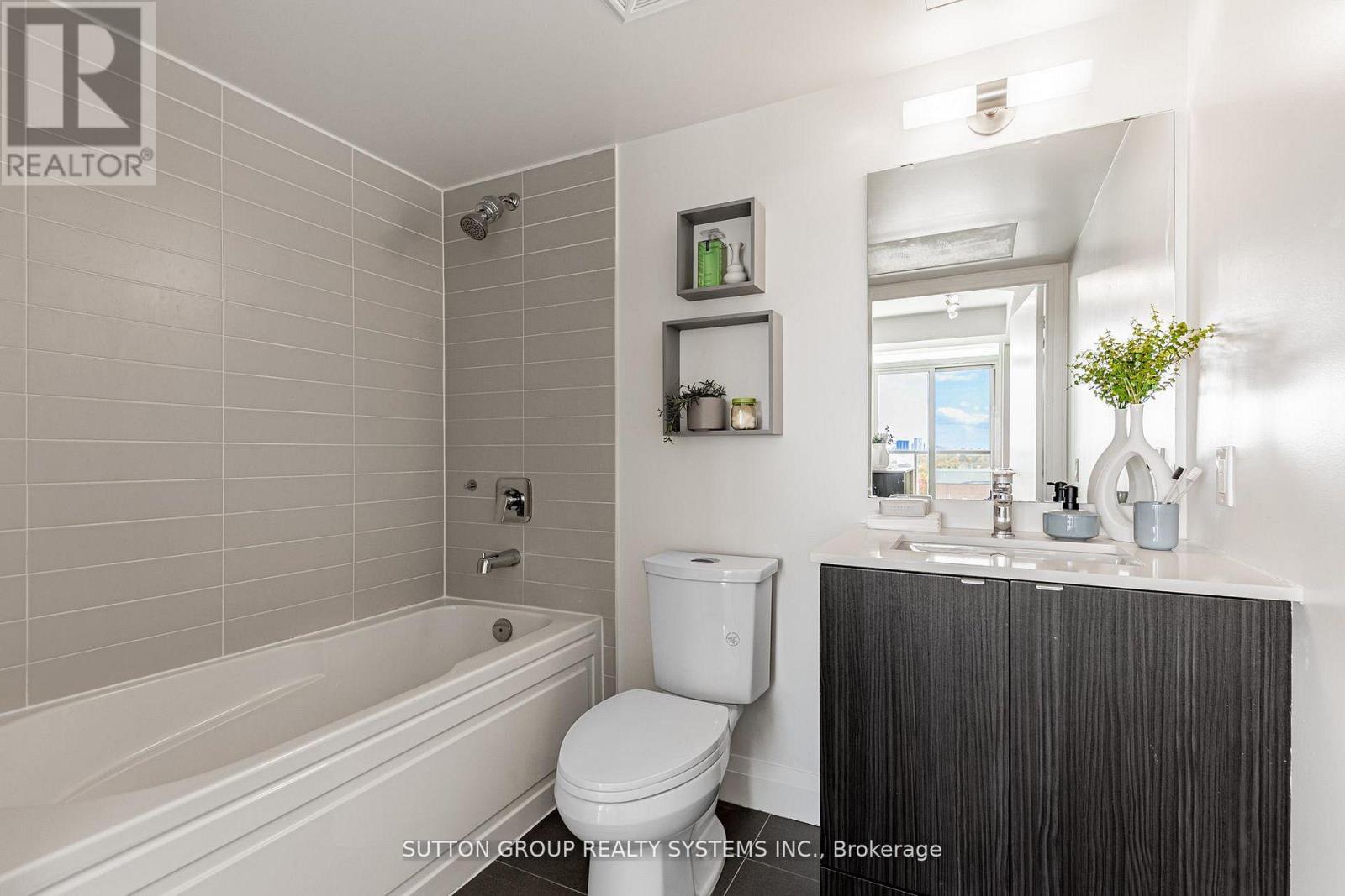 611 - 1461 Lawrence Avenue W, Toronto, Ontario M6L 0A6 - Photo 23 - W12751066