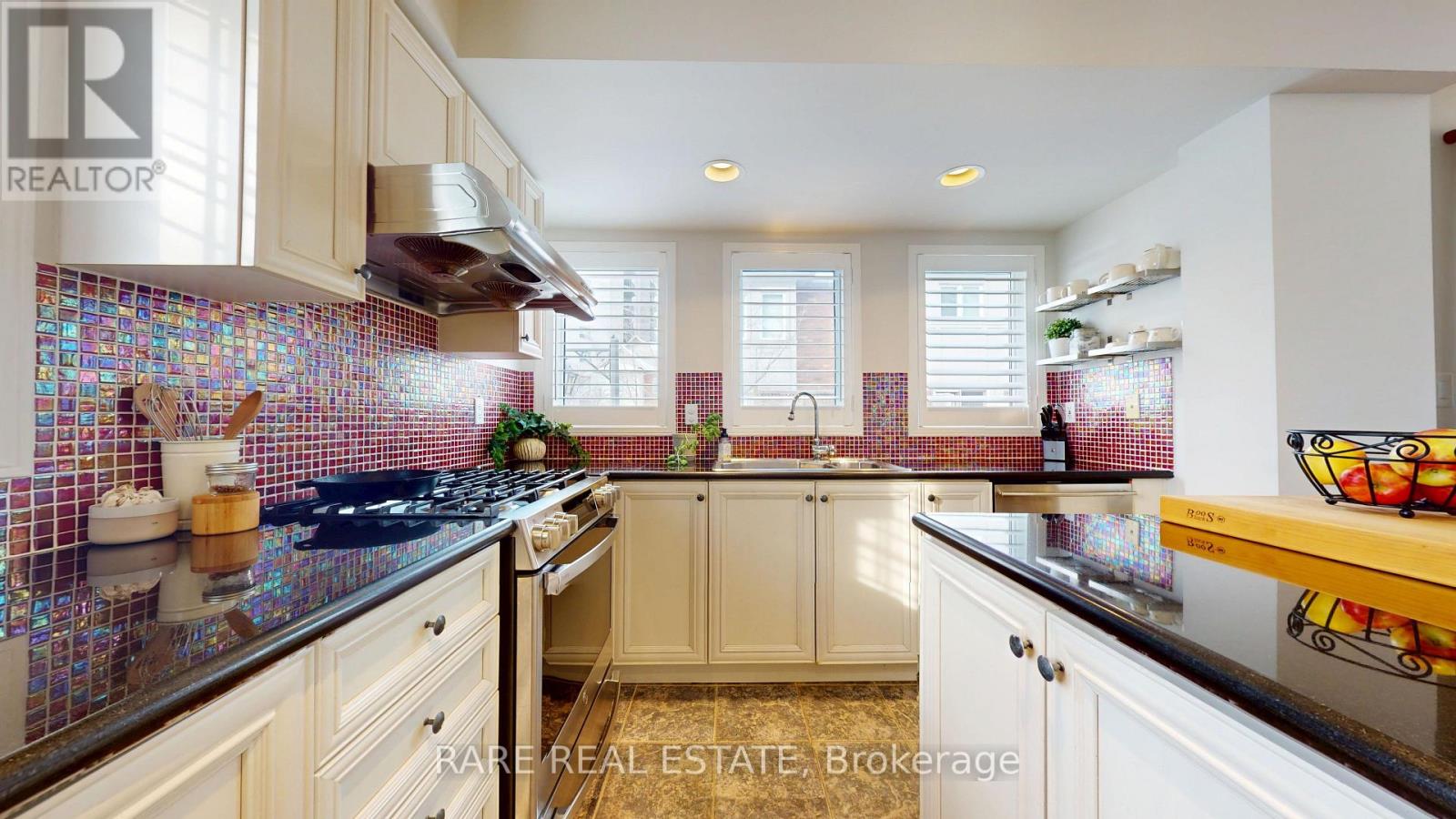 8 - 619 Evans Avenue, Toronto, Ontario  M8W 2W4 - Photo 8 - W12751126