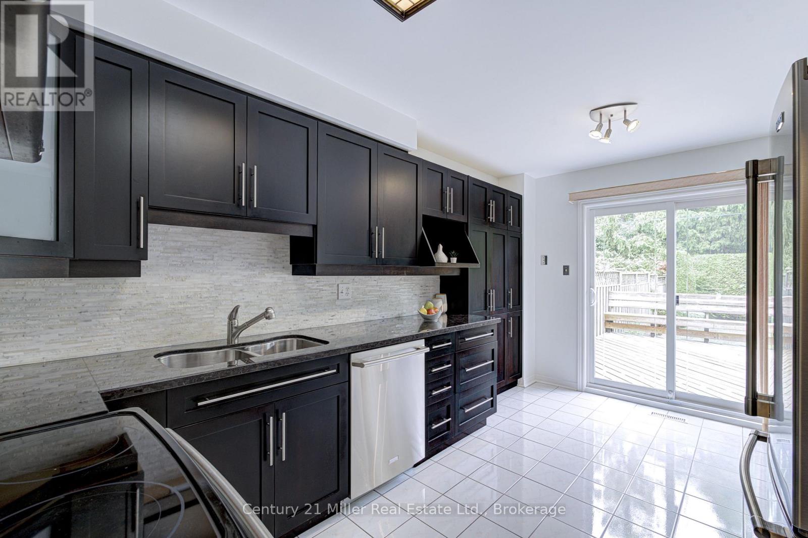 474 Marlatt Drive, Oakville, Ontario  L6H 5X4 - Photo 14 - W12751186