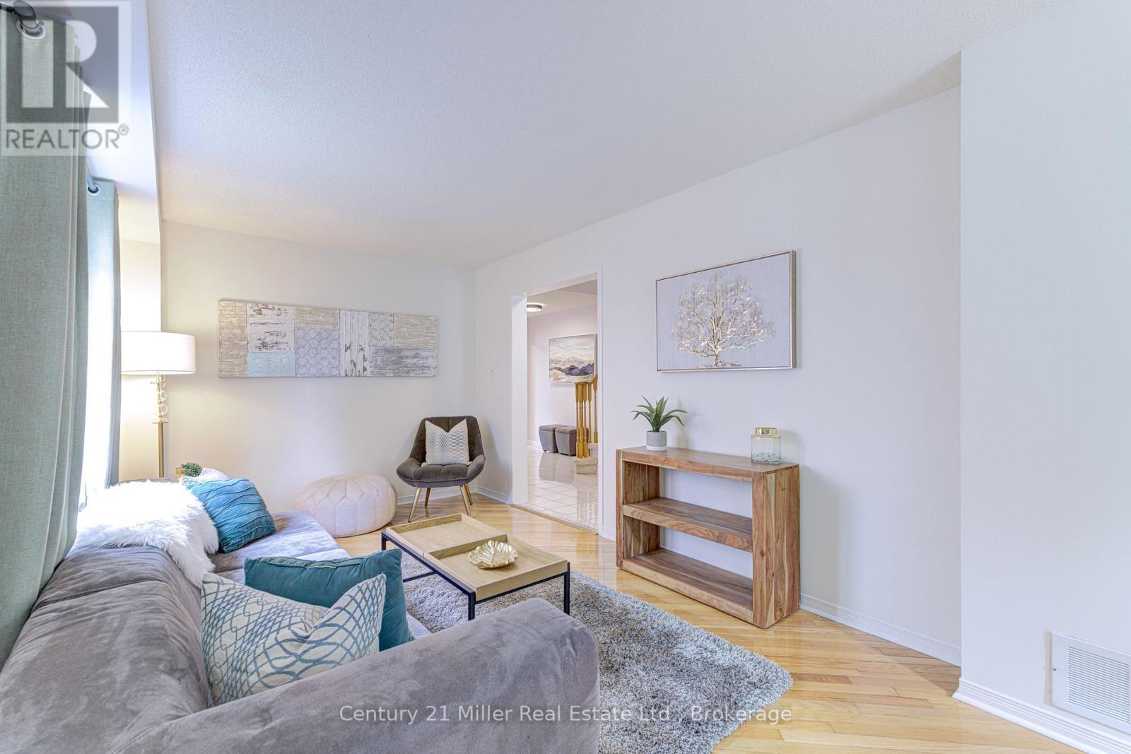 474 Marlatt Drive, Oakville, Ontario  L6H 5X4 - Photo 7 - W12751186