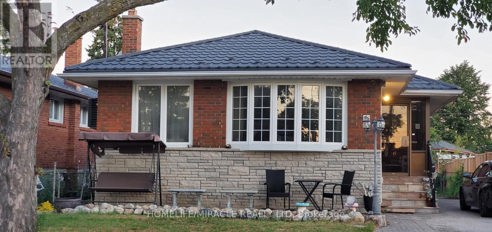 56 JARWICK DRIVE, Toronto, Ontario