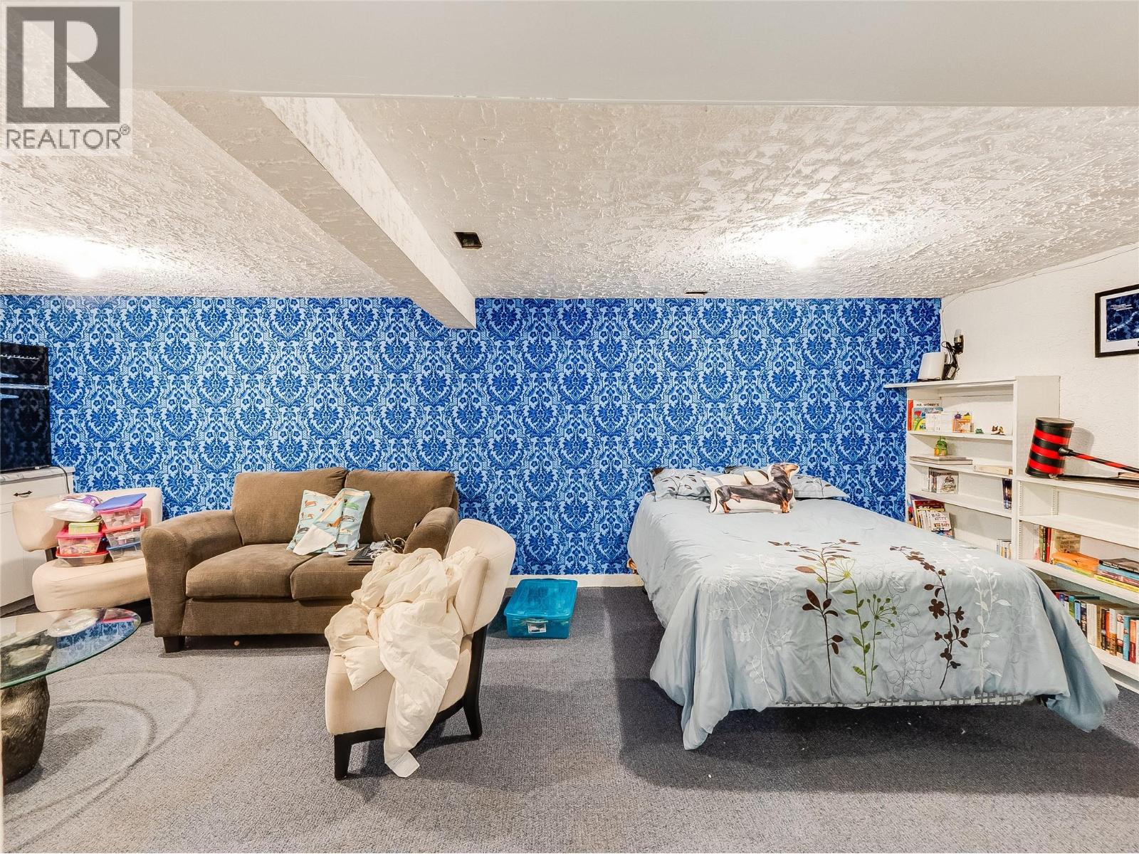 550 6th Avenue, Castlegar, British Columbia V1N 1T7 - Photo 33 - 10374065