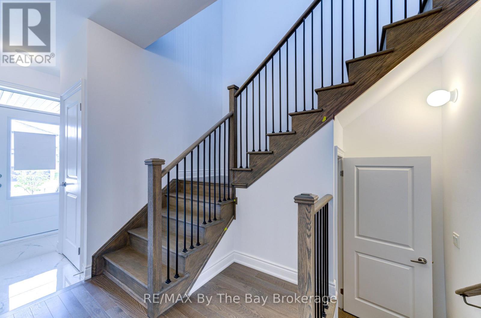 28 Autumn Drive, Wasaga Beach, Ontario  L9Z 0K7 - Photo 15 - S12751166