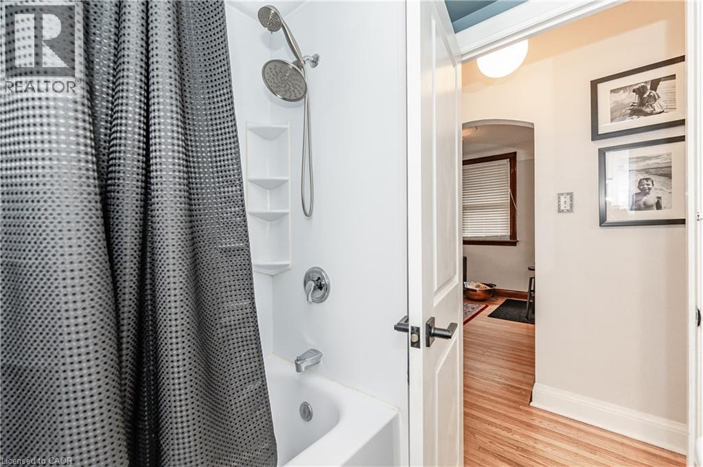 131 Adeline Avenue, Hamilton, Ontario  L8H 5T7 - Photo 13 - 40802457