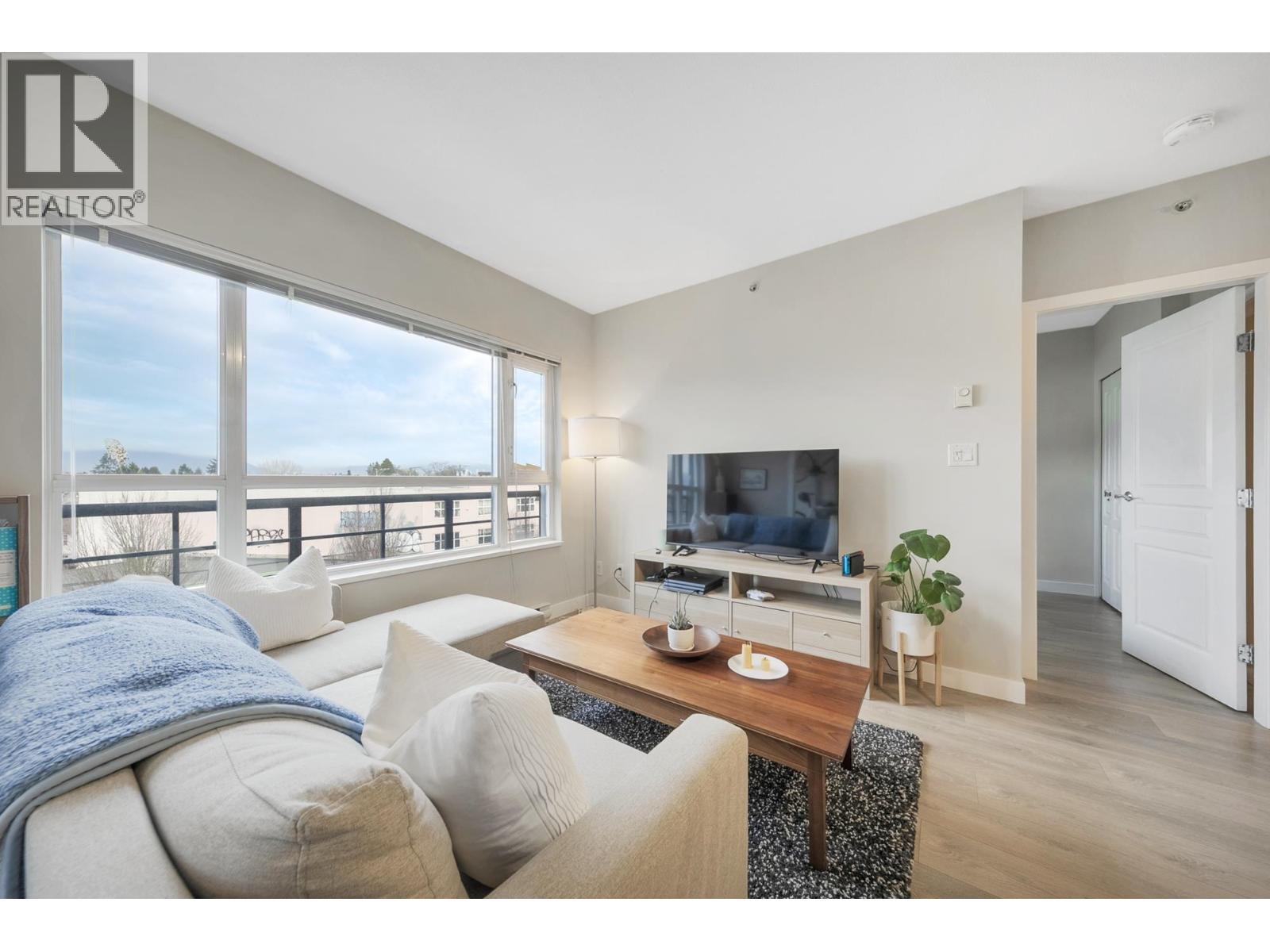 415 4028 Knight Street, Vancouver, British Columbia  V5N 5Y8 - Photo 3 - R3085561