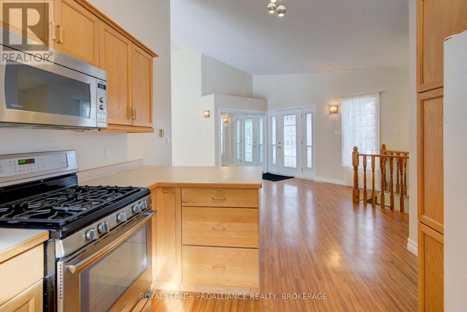 9727 Highway 42, Rideau Lakes, Ontario  K0G 1X0 - Photo 18 - X12751278