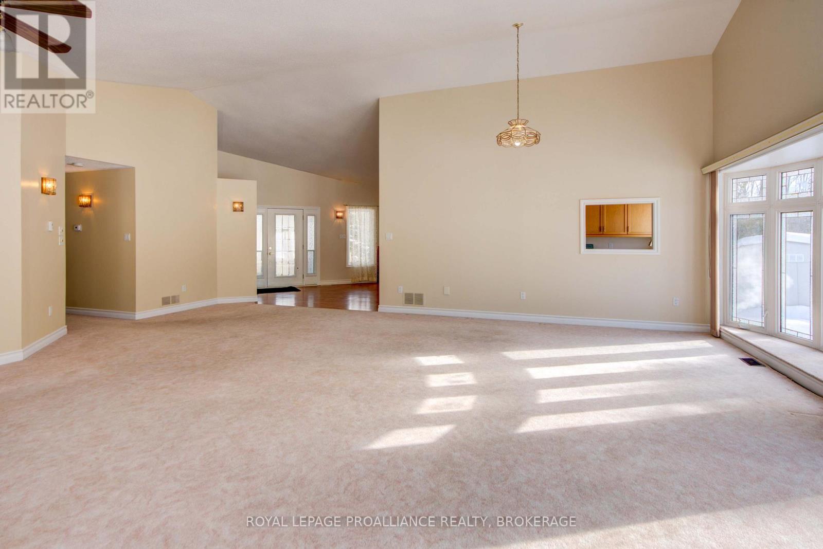 9727 Highway 42, Rideau Lakes, Ontario  K0G 1X0 - Photo 26 - X12751278