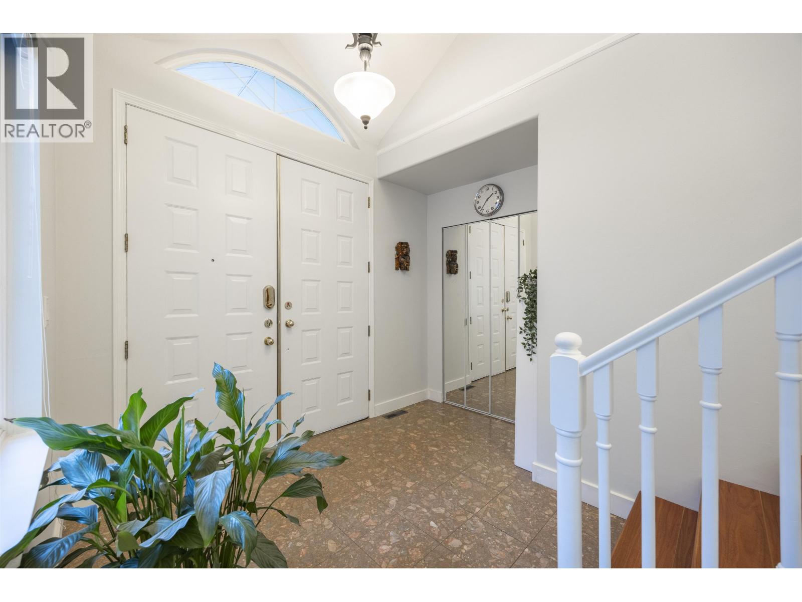 1590 Plateau Crescent, Coquitlam, British Columbia  V3E 3B3 - Photo 11 - R3085557