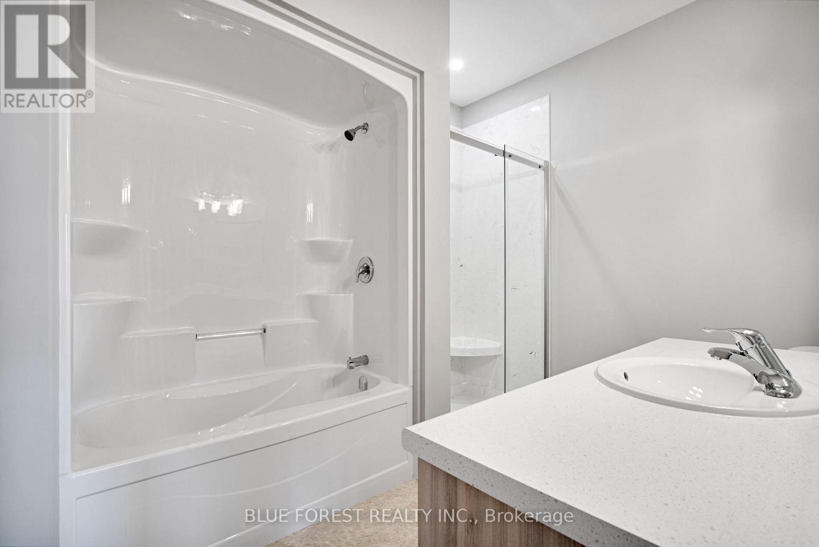 142 Shirley Street, Thames Centre, Ontario  N0M 2P0 - Photo 32 - X12751250